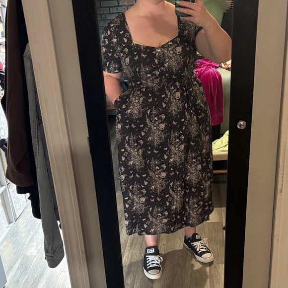 Disturbia Thalia Floral Print Midi Dress - Picture 2 of 7